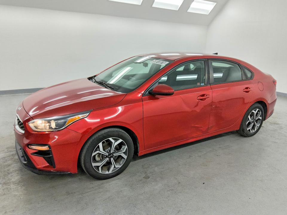 2019 Kia Forte მანქანა იყიდება აუქციონზე, vin: 3KPF24AD0KE138127, აუქციონის ნომერი: 53813076