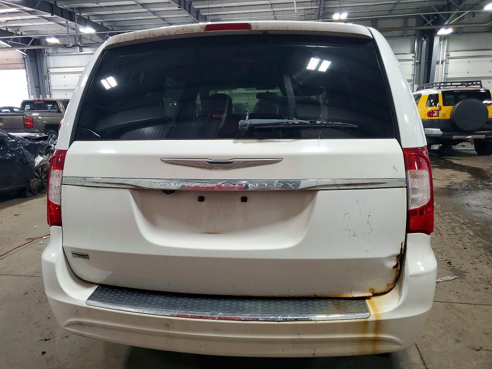 2014 Chrysler Town & Country მანქანა იყიდება აუქციონზე, vin: 2C4RC1BG0ER398015, აუქციონის ნომერი: 59086146