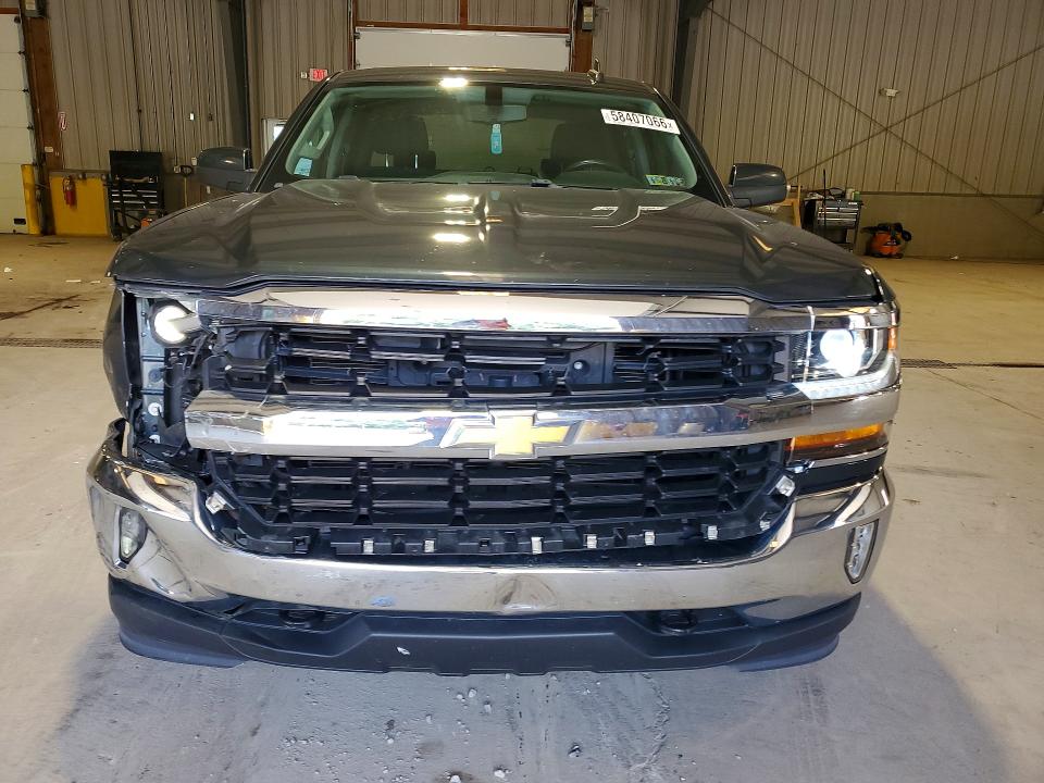 2017 Chevrolet Silverado მანქანა იყიდება აუქციონზე, vin: 3GCUKREC3HG464264, აუქციონის ნომერი: 58407066