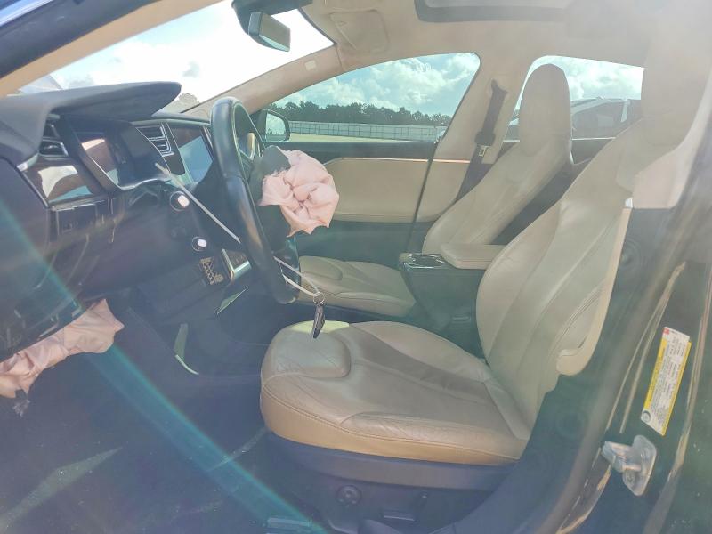 Продажа на аукционе авто 2015 Tesla Model S, vin: 5YJSA1S28FF085125, номер лота: 56652366