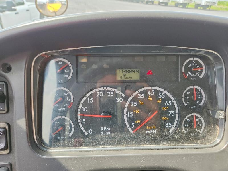 Продажа на аукционе авто 2009 Freightliner Chassis, vin: 4UZABRDT49CAJ0712, номер лота: 58025496