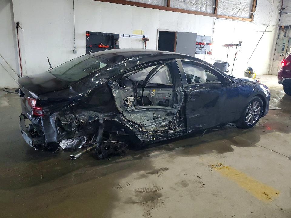 2021 Mazda 3 მანქანა იყიდება აუქციონზე, vin: JM1BPAAL1M1311987, აუქციონის ნომერი: 60705336