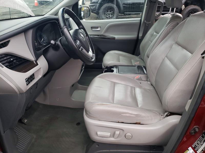 57678986 :رقم المزاد ، 5TDYZ3DC6HS859973 vin ، 2017 Toyota Sienna مزاد بيع