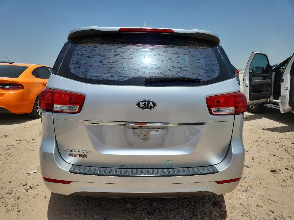 58841636 :رقم المزاد ، KNDMA5C17H6279522 vin ، 2017 Kia Sedona مزاد بيع