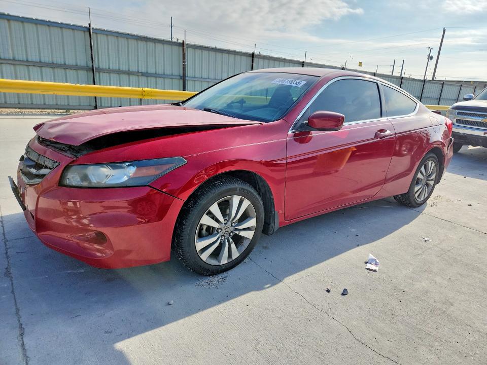 55619056 :رقم المزاد ، 1HGCS1B32BA012038 vin ، 2011 Honda Accord مزاد بيع
