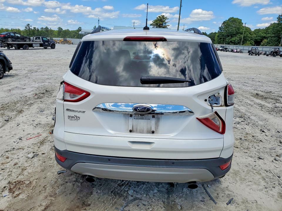 2016 Ford Escape მანქანა იყიდება აუქციონზე, vin: 1FMCU0GX6GUB52142, აუქციონის ნომერი: 58569906