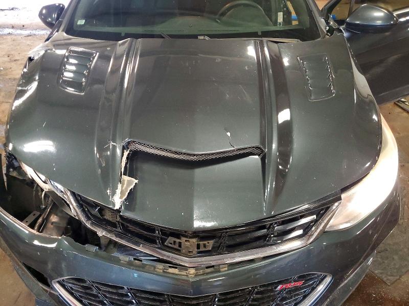 2017 Chevrolet Cruze მანქანა იყიდება აუქციონზე, vin: 3G1BE6SM2HS572021, აუქციონის ნომერი: 58603766
