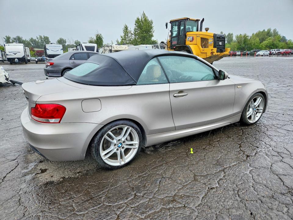 56322886 :رقم المزاد ، WBAUN7C53CVM26496 vin ، 2012 Bmw 135 مزاد بيع