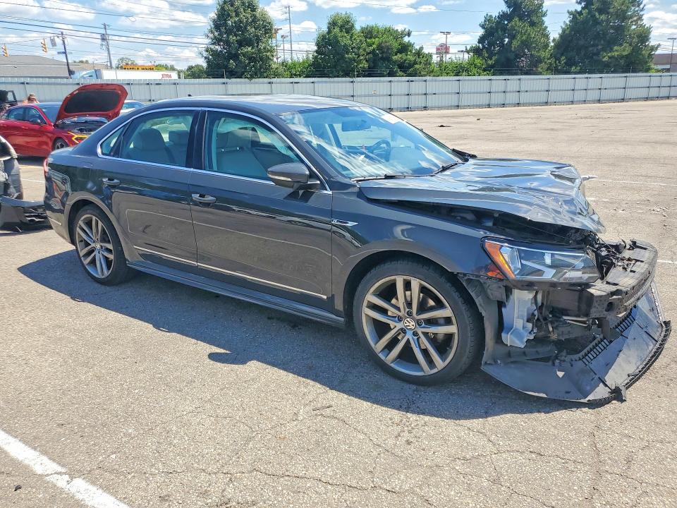 Продажа на аукционе авто 2017 Volkswagen Passat, vin: 1VWDT7A3XHC021262, номер лота: 58886486