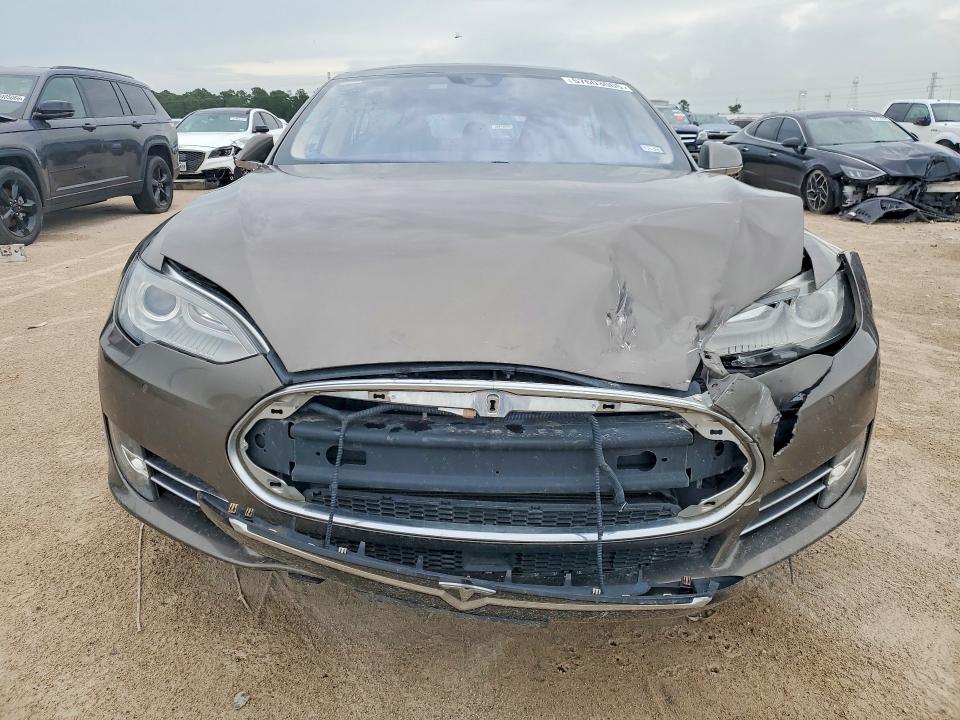 2015 Tesla Mod მანქანა იყიდება აუქციონზე, vin: 5YJSA1E25FF110879, აუქციონის ნომერი: 57603006