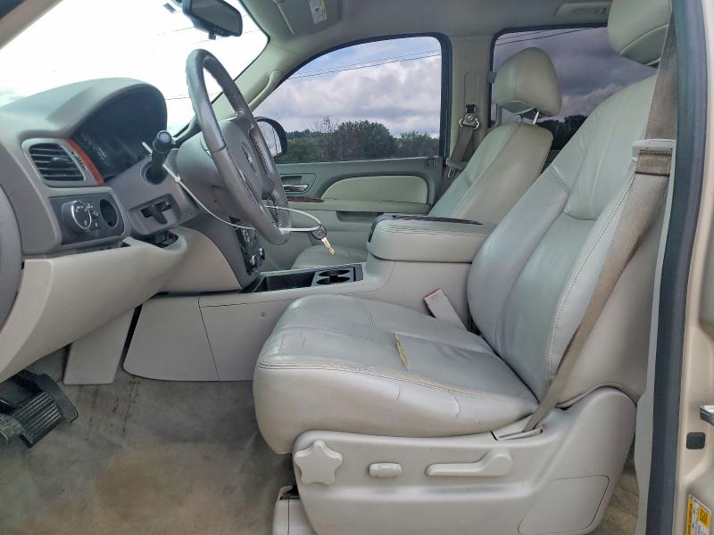 58231156 :رقم المزاد ، 1GNSCJE05DR306635 vin ، 2013 Chevrolet Suburban مزاد بيع