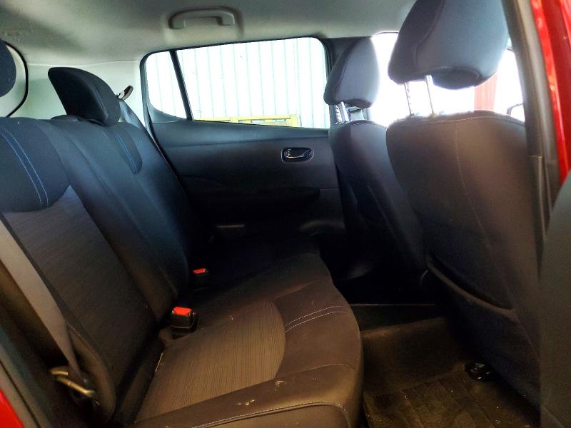 55533236 :رقم المزاد ، 1N4AZ1CP8JC305082 vin ، 2018 Nissan Leaf مزاد بيع