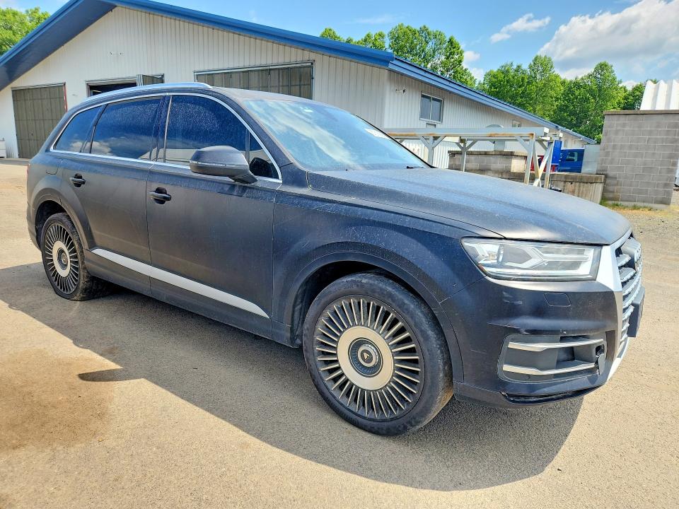 Продаж на аукціоні авто 2017 Audi Q7, vin: WA1LAAF72HD040325, номер лоту: 57313906