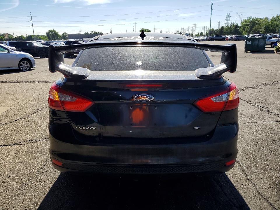 57030776 :رقم المزاد ، 1FAHP3F24CL232974 vin ، 2012 Ford Focus مزاد بيع