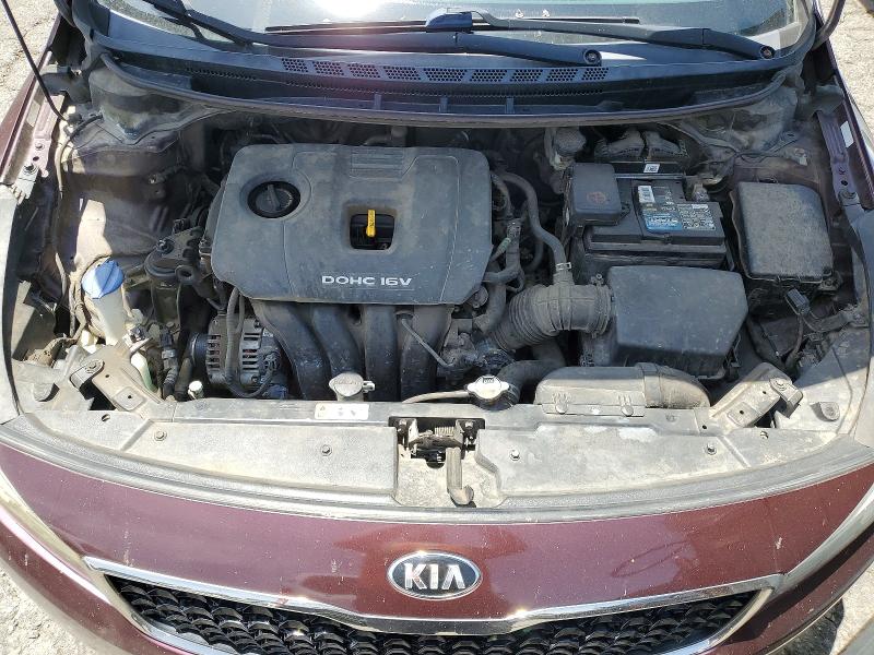 54833296 :رقم المزاد ، 3KPFK4A76HE097196 vin ، 2017 Kia Forte مزاد بيع