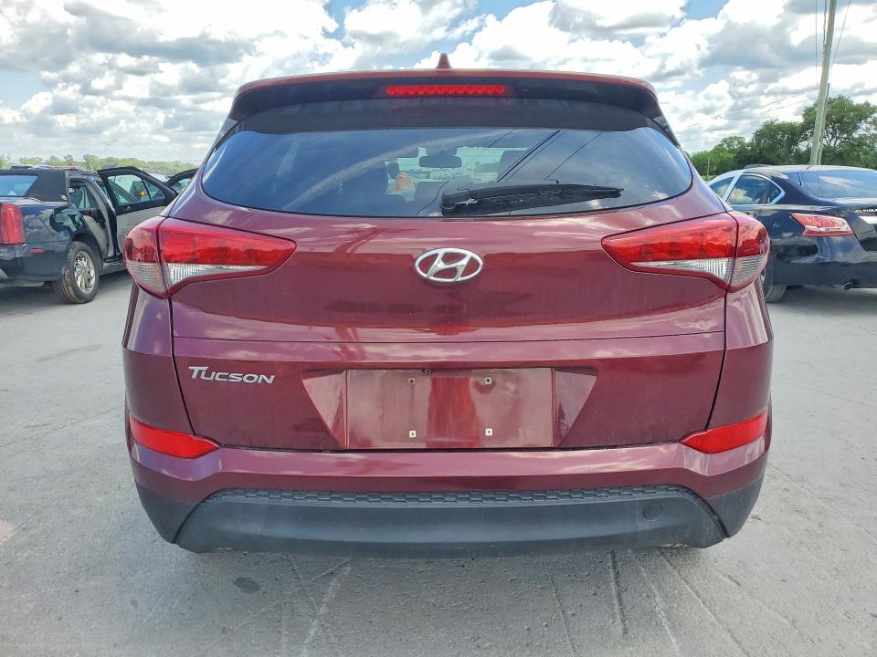 57412716 :رقم المزاد ، KM8J33A4XJU663418 vin ، 2018 Hyundai Tucson مزاد بيع