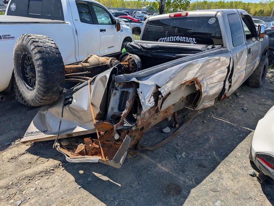 Продажа на аукционе авто 2002 Chevrolet Silverado, vin: 1GCHK29112E288699, номер лота: 55558526