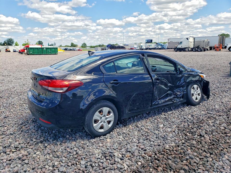 57438466 :رقم المزاد ، 3KPFK4A77JE275784 vin ، 2018 Kia Forte مزاد بيع