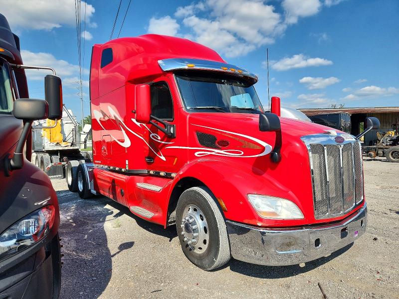 2022 Peterbilt 579 მანქანა იყიდება აუქციონზე, vin: 1XPBDP9X9ND776261, აუქციონის ნომერი: 57013126