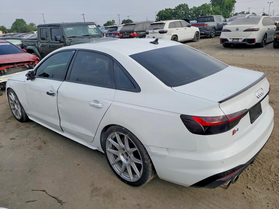 57415786 :رقم المزاد ، WAUB4AF45MA006953 vin ، 2021 Audi S4 مزاد بيع