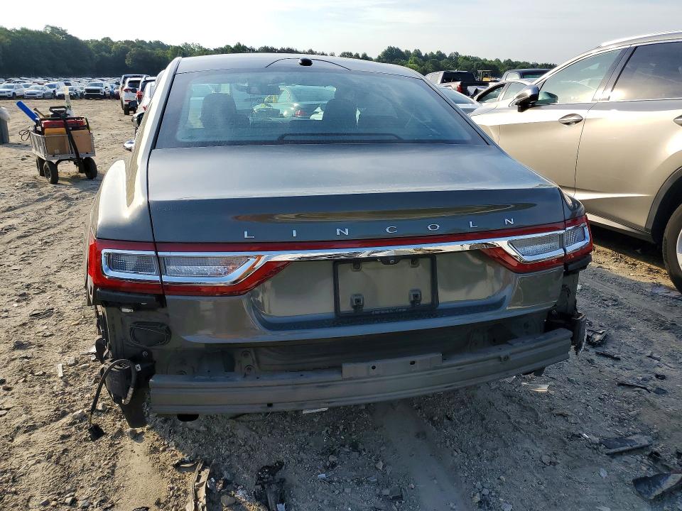 58315886 :رقم المزاد ، 1LN6L9RP1H5607413 vin ، 2017 Lincoln Continental مزاد بيع