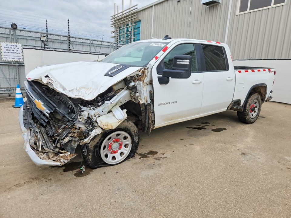 56267686 :رقم المزاد ، 1GC4KTE71SF311102 vin ، 2025 Chevrolet Silverado مزاد بيع