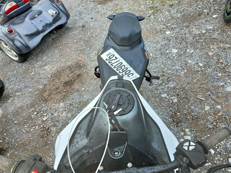 56690726 :رقم المزاد ، VBKTU9400LM800583 vin ، 2020 Ktm 890 مزاد بيع