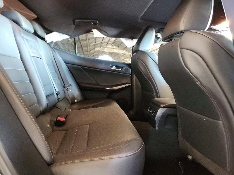 69094656 :رقم المزاد ، JTHCZ1D27K5017080         vin ، 2019 Lexus Is مزاد بيع