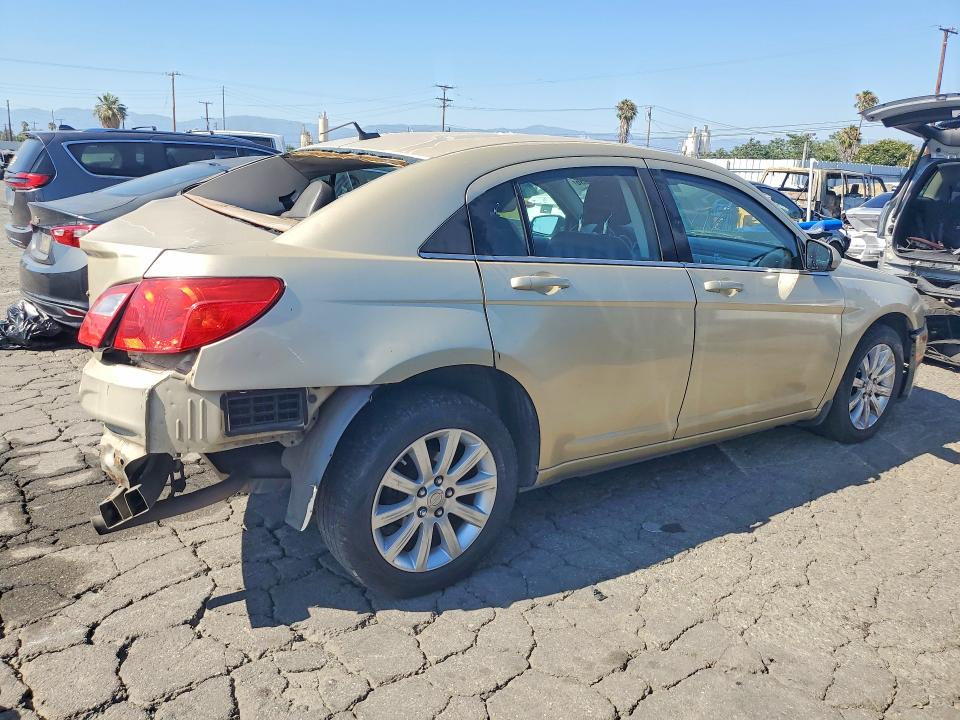 58299856 :رقم المزاد ، 1C3CC5FB6AN213912 vin ، 2010 Chrysler Sebring مزاد بيع