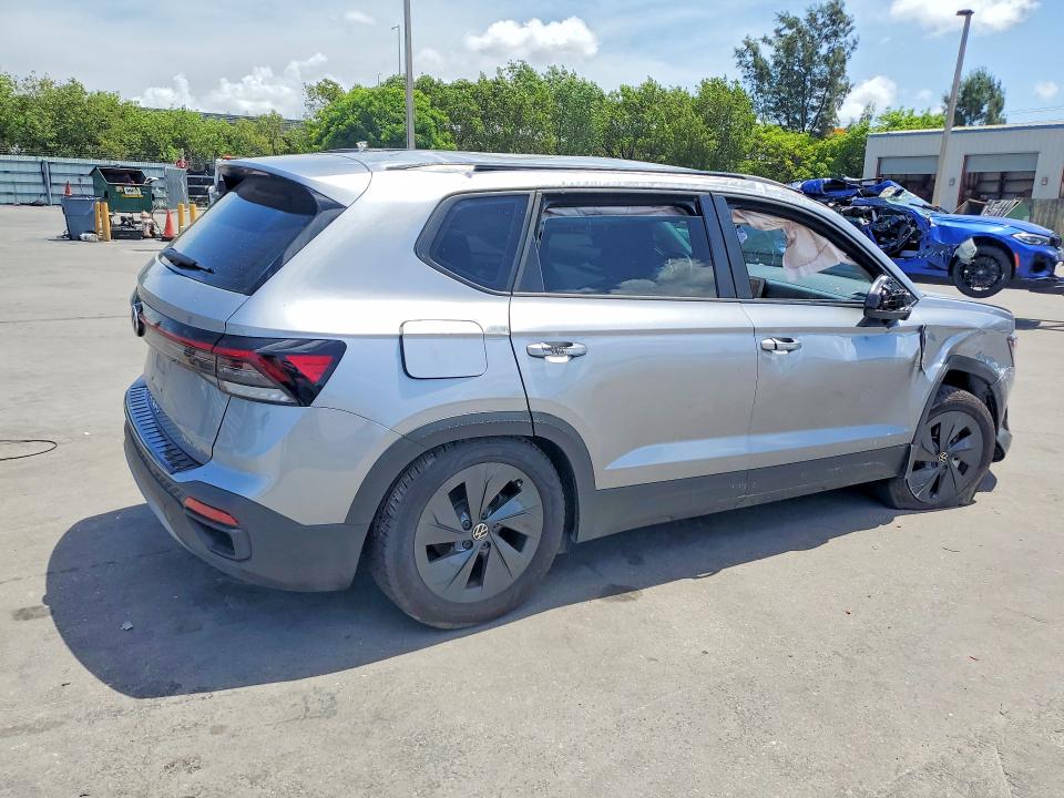 57768146 :رقم المزاد ، 3VV5C7B28SM084106 vin ، 2025 Volkswagen Taos مزاد بيع