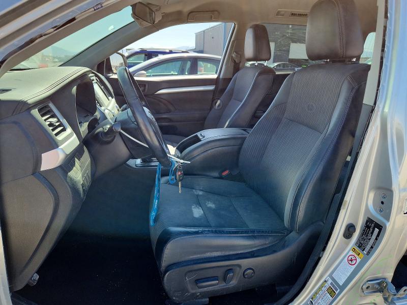 2018 Toyota Highlander მანქანა იყიდება აუქციონზე, vin: 5TDBZRFH1JS906110, აუქციონის ნომერი: 57949116