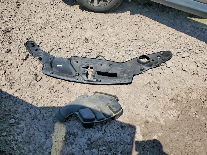 55179056 :رقم المزاد ، 5FNYF6H98HB010733 vin ، 2017 Honda Pilot مزاد بيع