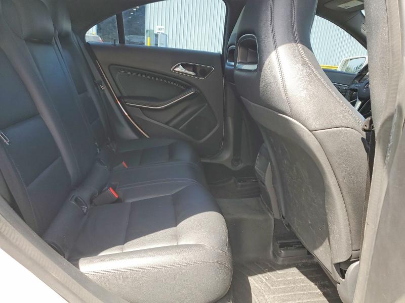 56105156 :رقم المزاد ، WDDSJ4EB0EN026086 vin ، 2014 Mercedes-benz Cla مزاد بيع