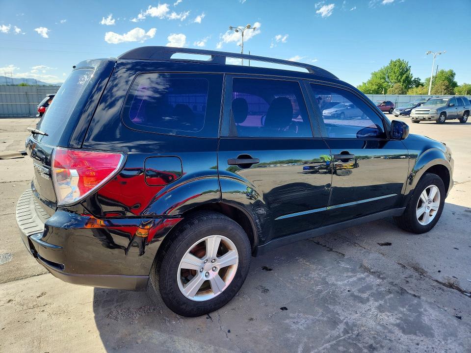 56639216 :رقم المزاد ، JF2SHABC4CH418146 vin ، 2012 Subaru Forester مزاد بيع