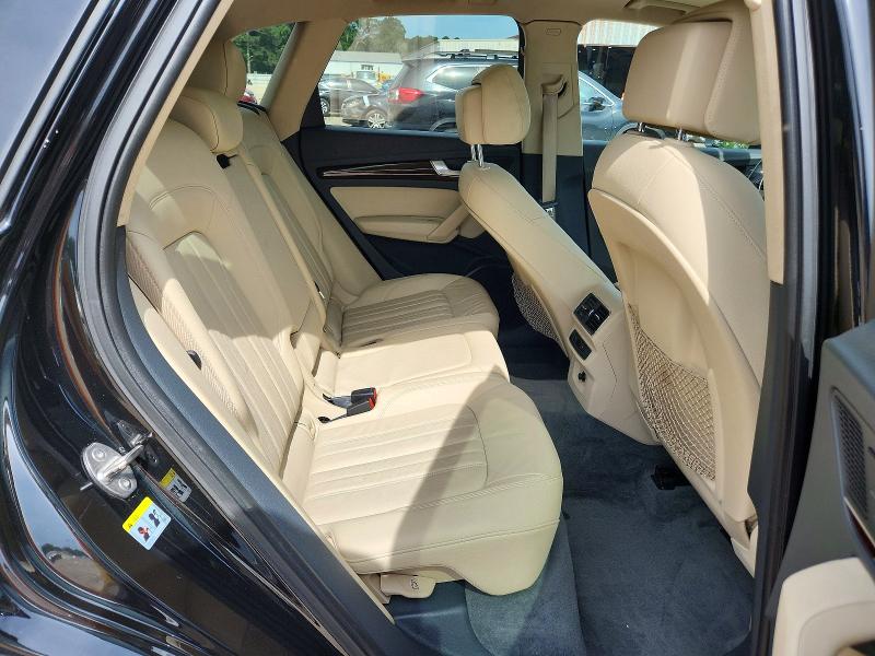 Продаж на аукціоні авто 2018 Audi Q5, vin: WA1BNAFY4J2077760, номер лоту: 56081126