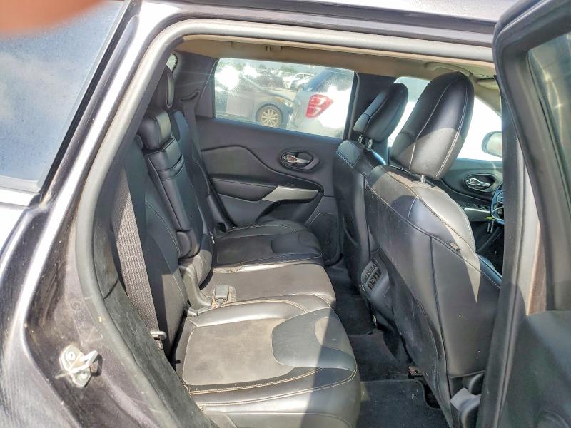 58906826 :رقم المزاد ، 1C4PJLLB4JD509870 vin ، 2018 Jeep Cherokee مزاد بيع