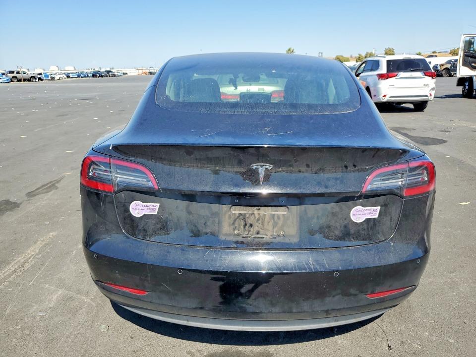 Продаж на аукціоні авто 2018 Tesla Model 3, vin: 5YJ3E1EA4JF165705, номер лоту: 57751816