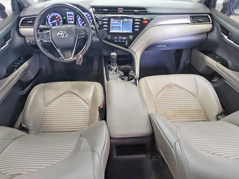 58244256 :رقم المزاد ، 4T1B11HKXKU803522 vin ، 2019 Toyota Camry مزاد بيع