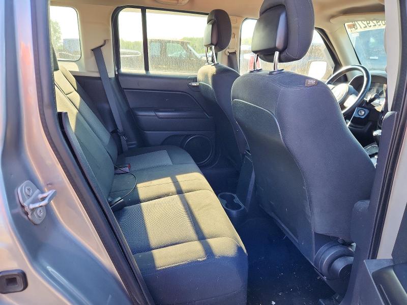 58929276 :رقم المزاد ، 1C4NJRFB6FD215724 vin ، 2015 Jeep Patriot مزاد بيع