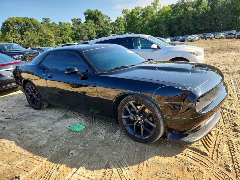 56710446 :رقم المزاد ، 2C3CDZBT0NH140196 vin ، 2022 Dodge Challenger مزاد بيع