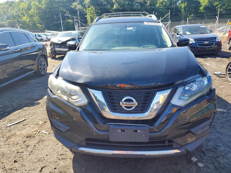 2017 Nissan Rogue მანქანა იყიდება აუქციონზე, vin: 5N1AT2MV9HC730623, აუქციონის ნომერი: 58707056