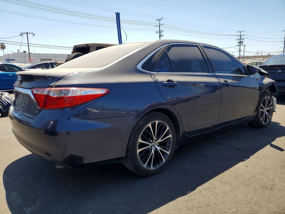 57366676 :رقم المزاد ، 4T1BF1FK0FU915160 vin ، 2015 Toyota Camry مزاد بيع
