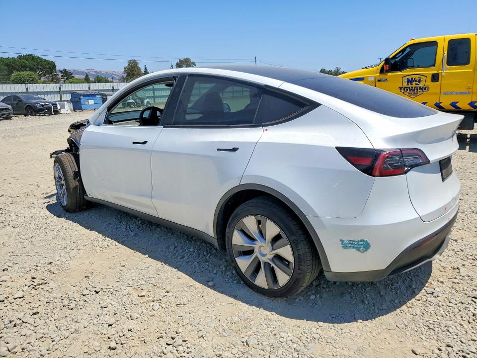 Продаж на аукціоні авто 2023 Tesla Model Y, vin: 7SAYGDEE8PF825177, номер лоту: 57243256