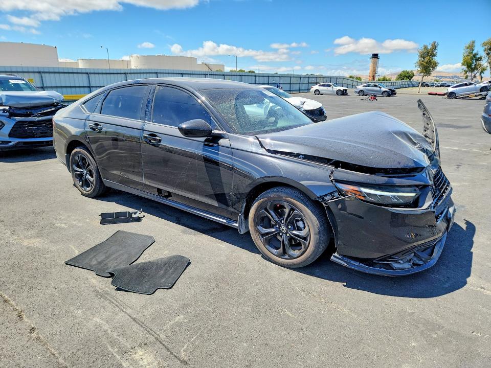 58441626 :رقم المزاد ، 1HGCY1F4XSA000169 vin ، 2025 Honda Accord مزاد بيع