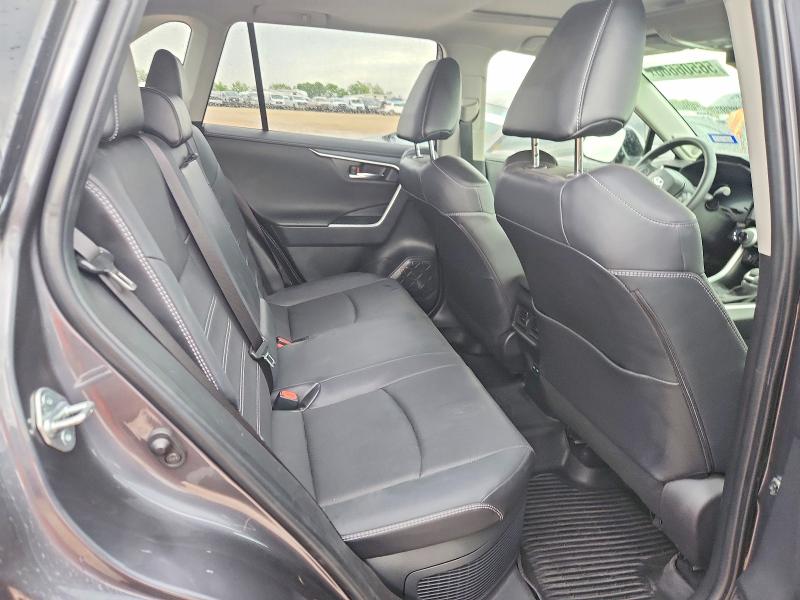 56506666 :رقم المزاد ، JTMD6RFV0ND052445 vin ، 2022 Toyota Rav4 مزاد بيع