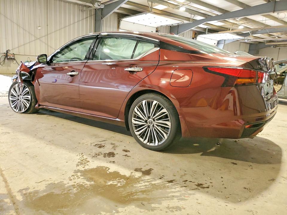 58033896 :رقم المزاد ، 1N4BL4EW3RN383569 vin ، 2024 Nissan Altima مزاد بيع