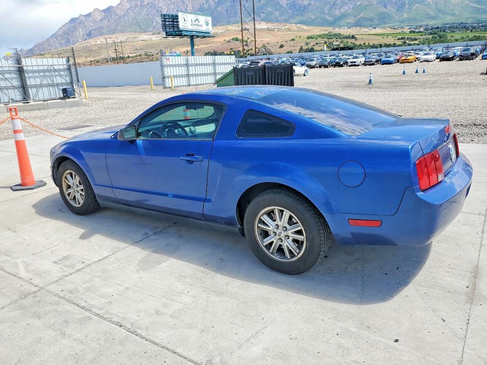 2006 Ford Mustang 2 Door Coupe მანქანა იყიდება აუქციონზე, vin: 1ZVHT80N465126259, აუქციონის ნომერი: 55755786