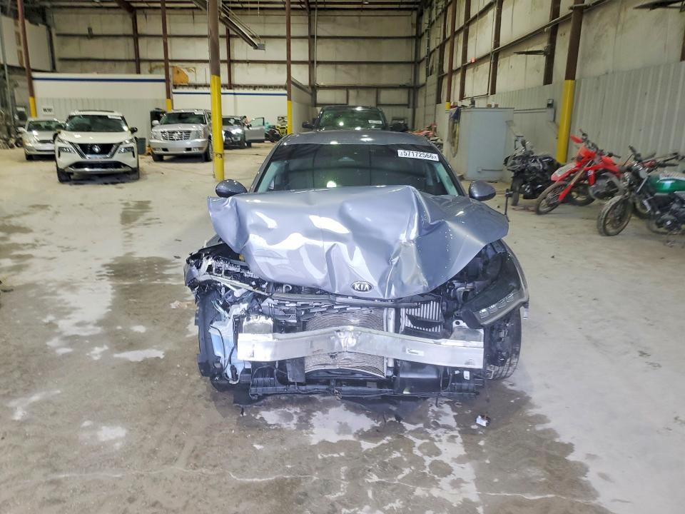 57172566 :رقم المزاد ، 5XXG14J26MG028005 vin ، 2021 Kia K5 مزاد بيع