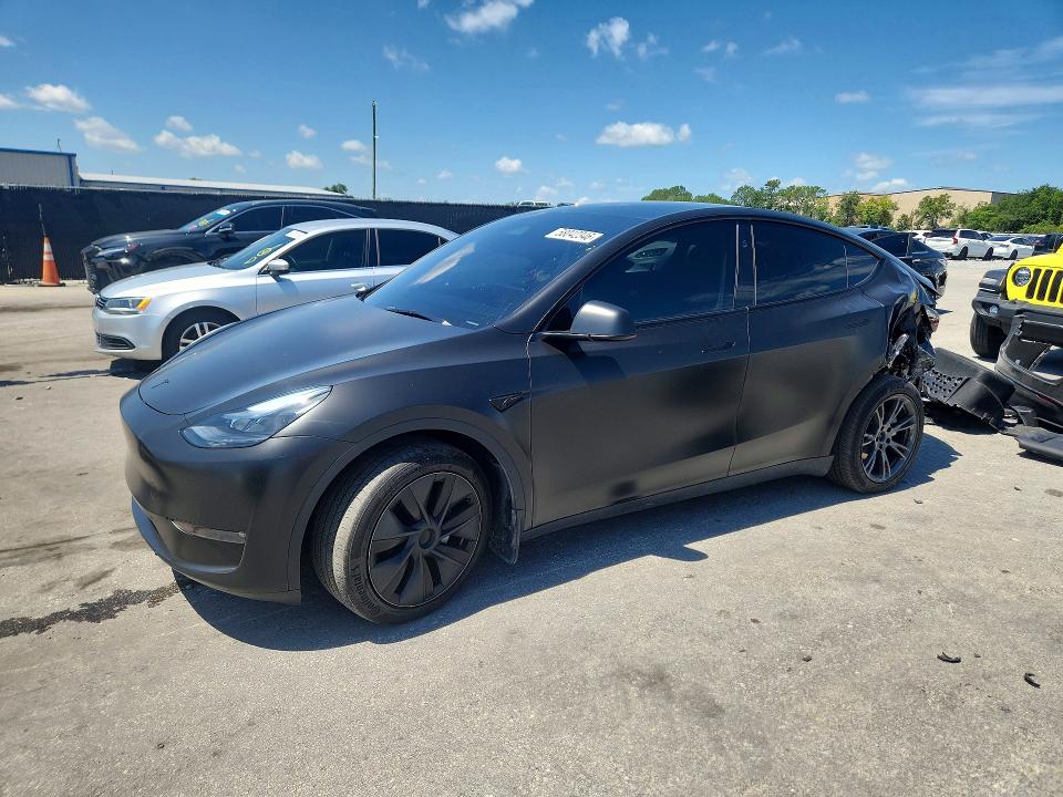 2024 Tesla Model Y მანქანა იყიდება აუქციონზე, vin: 7SAYGAEE2RF186506, აუქციონის ნომერი: 58042346