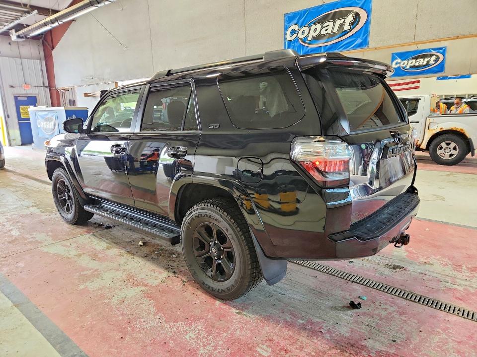 57888296 :رقم المزاد ، JTENU5JR3N6052176 vin ، 2022 Toyota 4runner مزاد بيع